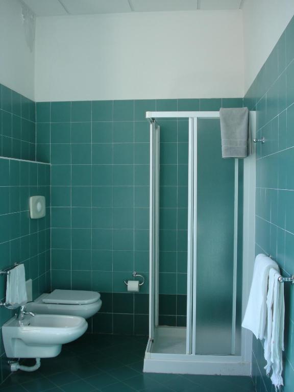 Santuario Di Oropa Hostel Μπιέλλα Δωμάτιο φωτογραφία